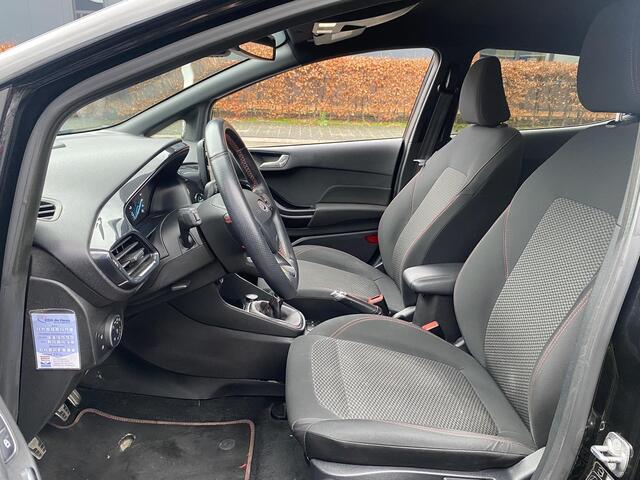 Ford FIESTA 1.0 EcoBoost ST-Line met o.a. cruise, stoel- en voorruitverwarming, navi, etc.