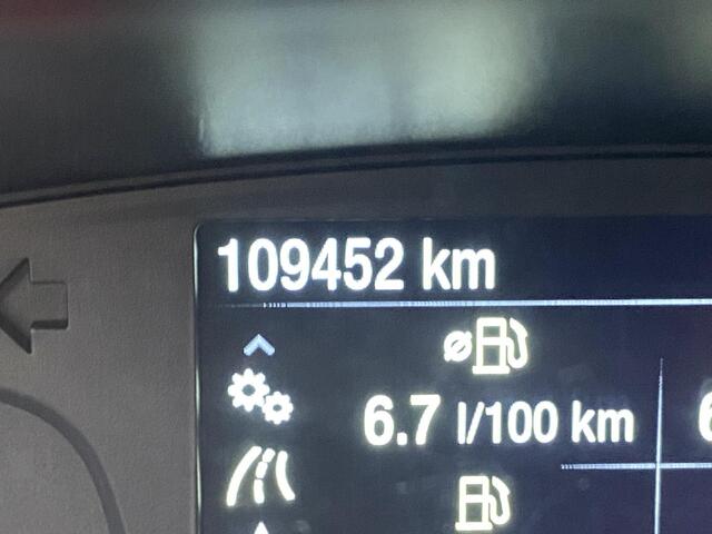 Ford FIESTA 1.0 EcoBoost ST-Line met o.a. cruise, stoel- en voorruitverwarming, navi, etc.