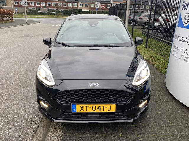 Ford FIESTA 1.0 EcoBoost ST-Line met o.a. cruise, stoel- en voorruitverwarming, navi, etc.