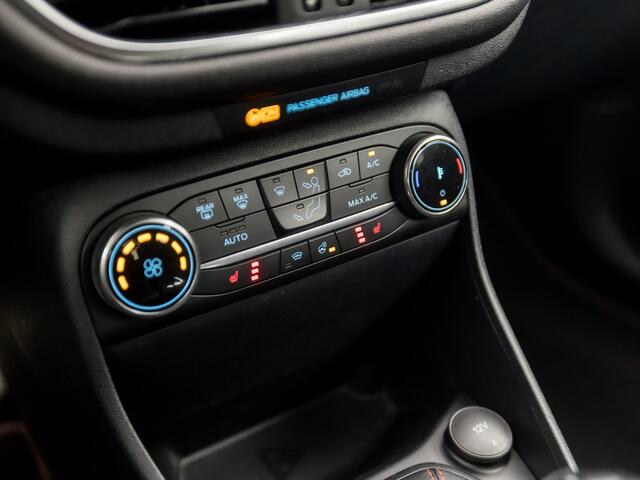 Ford FIESTA 1.0 EcoBoost ST-Line (APPLE CARPLAY, GROOT NAVI, STUUR/STOELVERWARMING, LED KOPLAMPEN, SPORTSTOELEN, KEYLESS, PARKEERSENSOREN, NIEUWSTAAT)