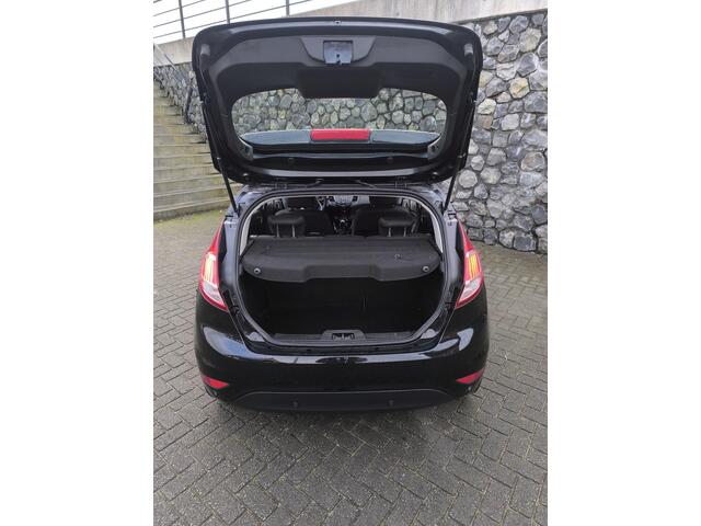 Ford FIESTA 1.0 EcoBoost Titanium Navi, all season banden, LM velgen, Climate en cruise control.