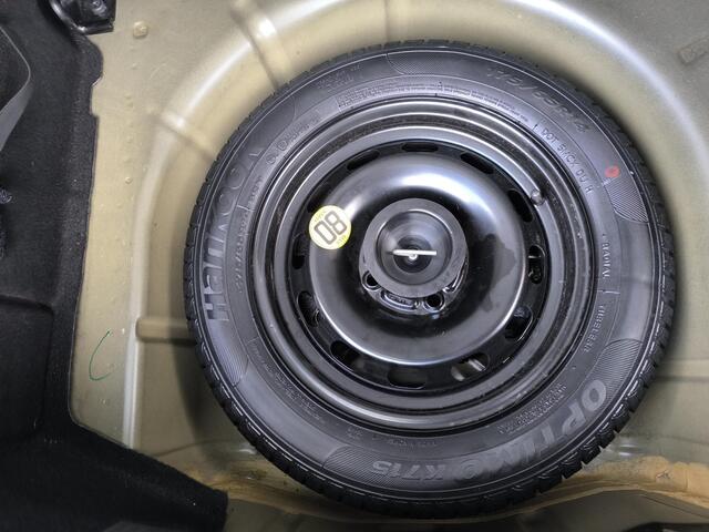 Ford FIESTA 1.0 EcoBoost Titanium Navi, all season banden, LM velgen, Climate en cruise control.