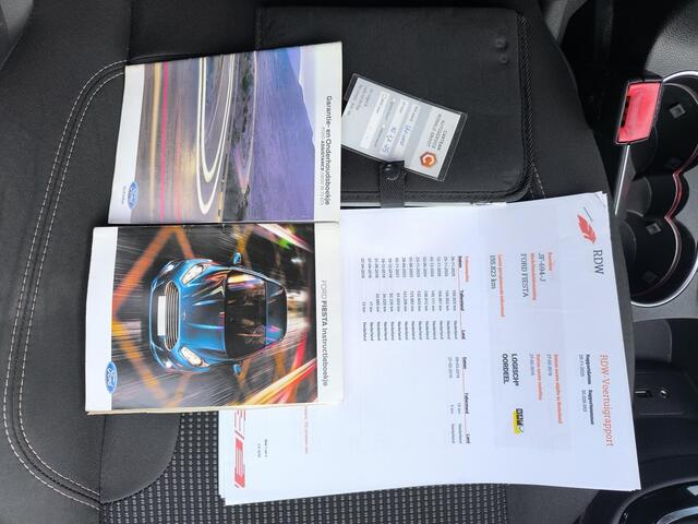 Ford FIESTA 1.0 EcoBoost Titanium Navi, all season banden, LM velgen, Climate en cruise control.