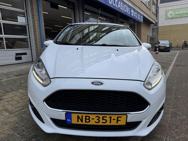 Ford FIESTA 1.0 Style Ultimate 98008KM! NAP | Navigatie | Cruise Control | Parkeersensoren | Lichtmetalen Velgen | Dealeronderhouden |