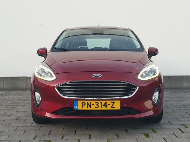 Ford FIESTA Titanium EcoBoost 100 pk | Adapt. Cruise | Afneembare Trekhaak | B&O | Climate control | Camera | Verwarmde Voorruit | Apple carplay/Android auto |