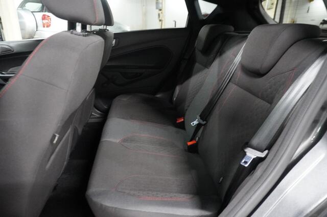 Ford FIESTA 1.0 EcoBoost ST Line / Trekhaak / PDC / Navi / Climate Control / Cruise Control