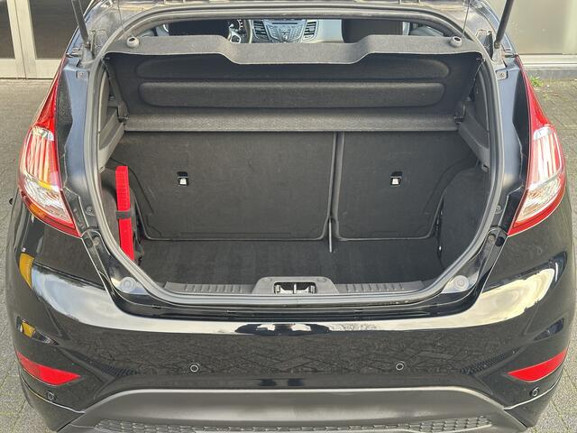 Ford FIESTA 1.0 EcoBoost Black Edition 140-PK / CLIMA / CRUISE / NAVI