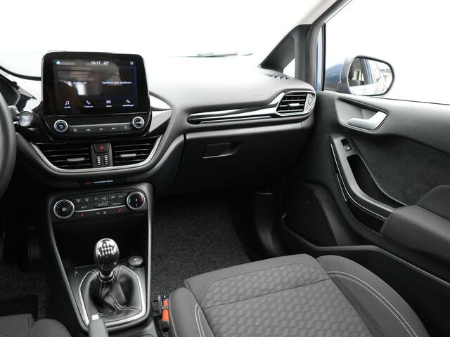 Ford FIESTA 1.0 EcoBoost Hybrid Titanium | Apple Carplay / Android Auto | DAB | Cruise Control | Lane Assist | Parkeersensoren Achter | Keyless Entry & Start |
