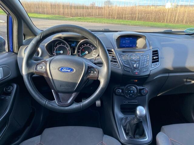 Ford FIESTA 1.0 EcoB. ST Line NIEUWSTAAT