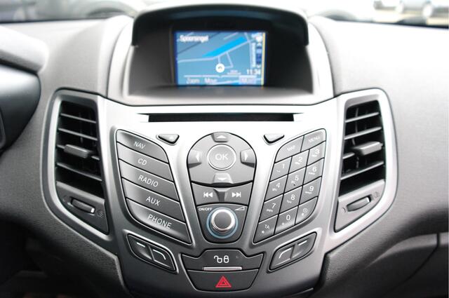 Ford FIESTA 1.0 Style | Navi | Cruise | Dealer onderhouden