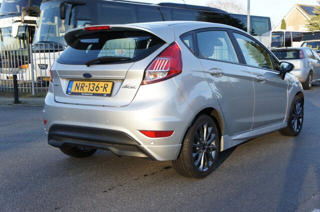 Ford FIESTA 1.0 ECOB. ST LINE 1eEIG NIEUWSTAAT DEALER ONDERHOUDEN