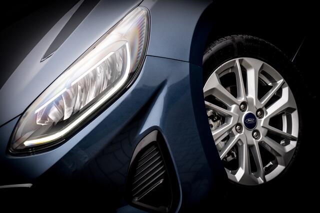 Ford FIESTA 1.0 125 pk EcoBoost Hybrid ST-Line X Automaat | 1 e eigenaar | 22DKM | | Clima | Pdc | Camera | Navi | LMV 17 Inch | Zwarte hemelbekleding |