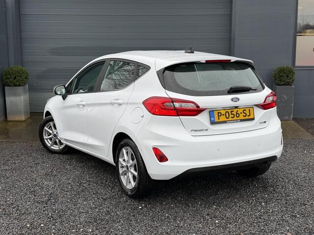 Ford FIESTA 1.0 EcoBoost Hybrid ST-Line X Navi,125pk,6 Bak,Carplay,Camera,Stoelverw,Stuurverw,Clima,Cruise,Pdc V+A,Lm velgen,N.A.P,Apk tot 04-2027