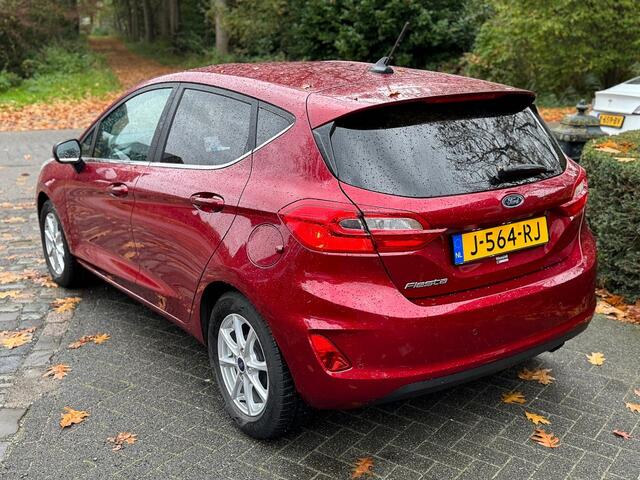 Ford FIESTA 1.0 95pk Titanium ecc,navigatie,pdc,cruise,lmv,dglas,led