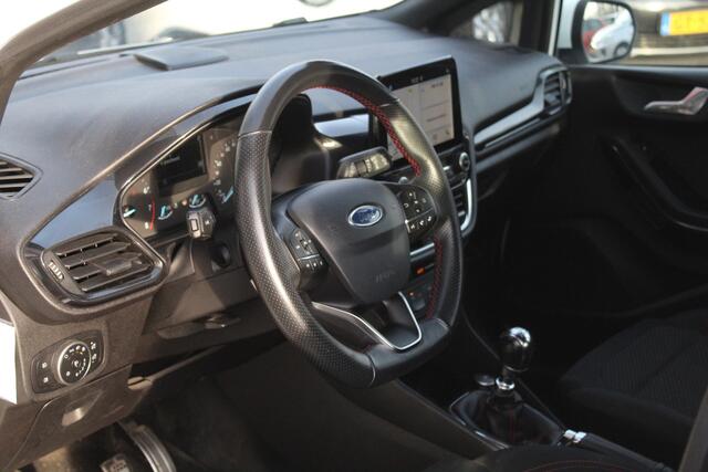 Ford FIESTA 1.0 EcoBoost ST-Line//Navi!!