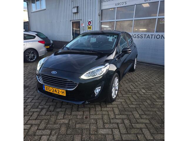Ford FIESTA 1.0 Ecoboost Titanium ** nieuwe distributieriem **