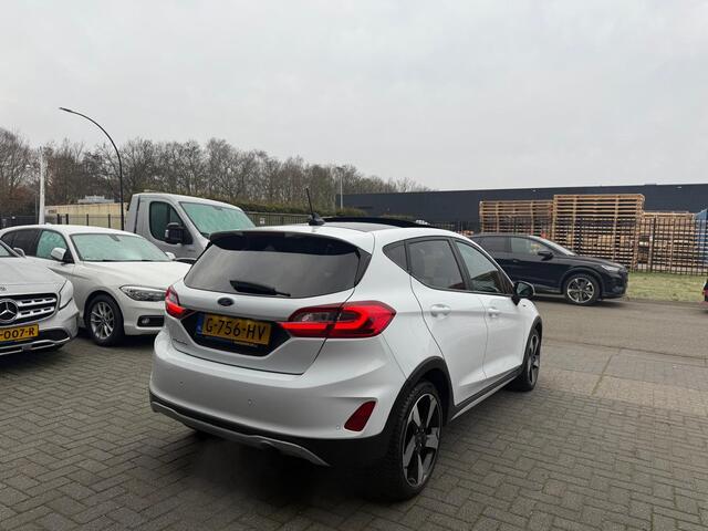Ford FIESTA 1.0 EcoBoost Active | 1E EIGENAAR | 12MND GARANTIE | PANO | LED | AUTOMAAT | CARPLAY | STOELVERWARMING | DAB |