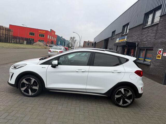 Ford FIESTA 1.0 EcoBoost Active | 1E EIGENAAR | 12MND GARANTIE | PANO | LED | AUTOMAAT | CARPLAY | STOELVERWARMING | DAB |