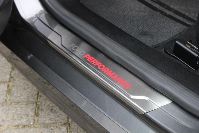 Ford FIESTA 1.5 EcoBoost ST-3 100% Dealer onderhouden, Nieuwstaat!!!