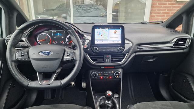 Ford FIESTA 1.5 EcoB. ST-3, Panoramadak, 200 PK, Verwarming