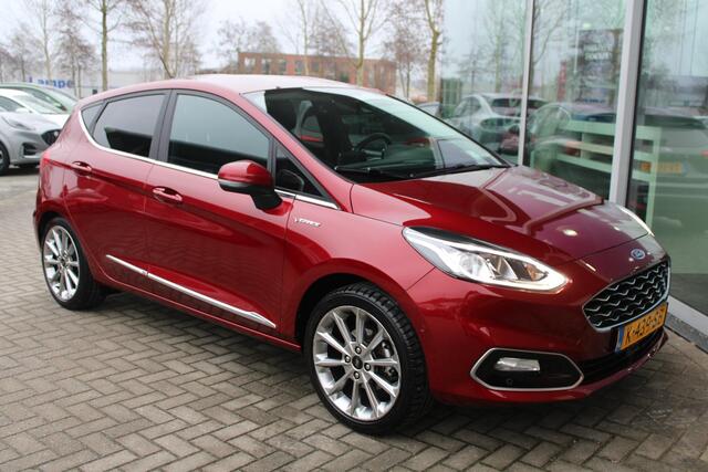 Ford FIESTA 1.0 EcoBoost 125 PK Hybrid Vignale | Trekhaak | Camera | Lederen bekleding | Adaptieve Cruise Control | BLIS | Keyless Entry | Navigatie | Winterpack