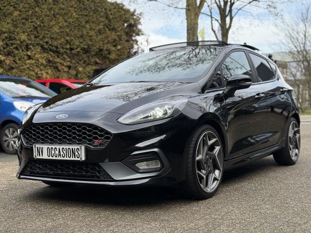 Ford FIESTA 1.5 EcoBoost ST-3 200PK/APPLCRP/CAMERA/B&O/PANO/PERFORMANCE PACK!!