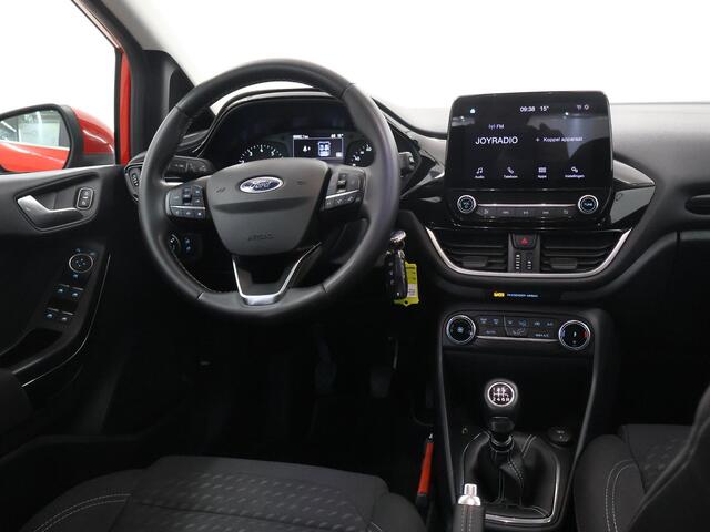 Ford FIESTA 1.0 EcoBoost Hybrid Titanium | Apple Carplay/Android Auto | Climate Control | Cruise Control | Parkeersensoren |