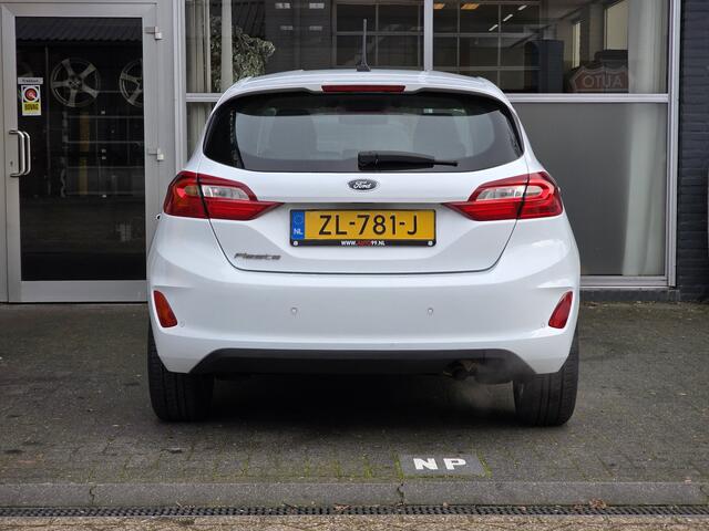 Ford FIESTA 1.0 EcoBoost Titanium CLIMA / CRUISE / NAVI / PDC