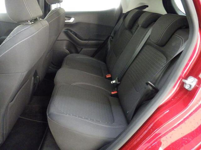 Ford FIESTA 95pk Titanium Navi Camera Ad. Cruise Winter Parking Dodehoek pack Privacy Glass Dealeronderhouden