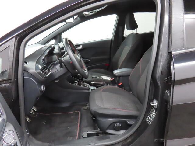 Ford FIESTA 1.0 EcoBoost Hybrid ST-Line X | 54200 km | Full Options | Winterpack