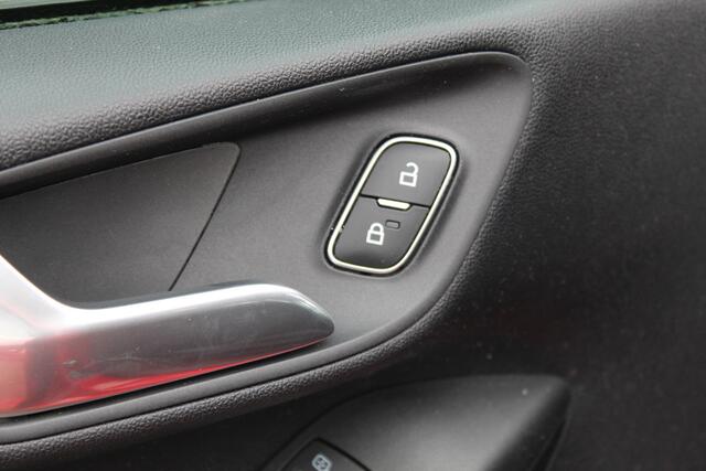 Ford FIESTA 1.0 EcoBoost Titanium//Cruise!!