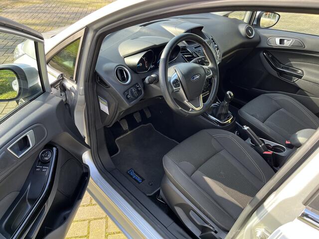 Ford FIESTA 1.0 EcoBoost Titanium | BLUETOOTH | CLIMA | CRUISE | NAVI | PDC V&A | VOORRUITVERW.