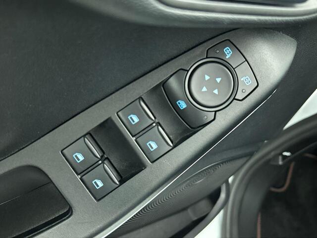 Ford FIESTA 1.0 EcoBoost Hybrid ST-Line Navigatie Apple Carplay/Android Auto Parkeersensoren achter Cruise Control Climate Control Lichtmetalen velgen