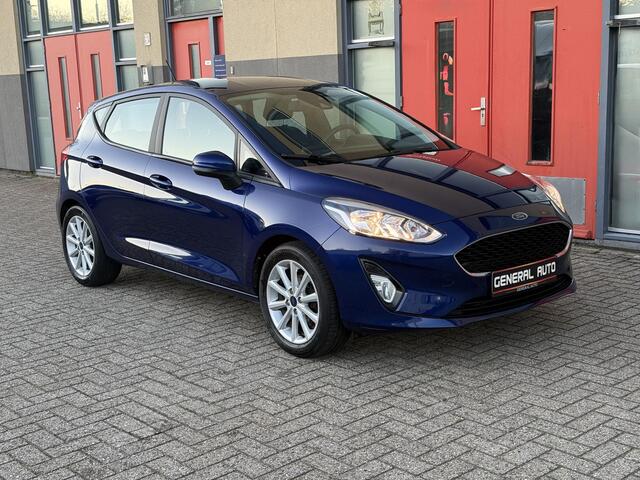 Ford FIESTA 1.1 Titanuim, CarPlay, Nieuwe Distributie Riem