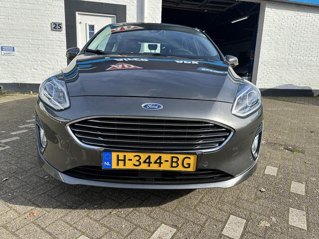 Ford FIESTA 1.0 EcoBoost Titanium /5 drs/camera/Nieuwe apk bij aflevering/Lm velgen/All season banden