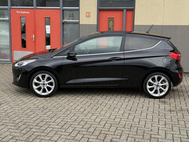Ford FIESTA 1.0 EcoBoost Titanium, Panoramadak, NEW Distributi