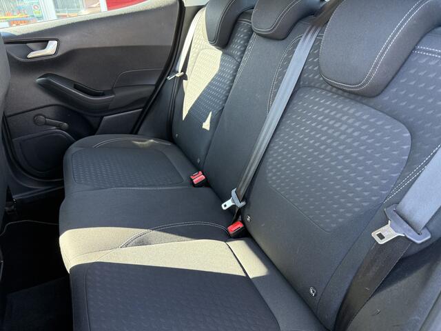 Ford FIESTA 1.0 Automaat Titanium 49.000 KM..!! Navigatie, Camera, Climate contr, LED, etc..!!