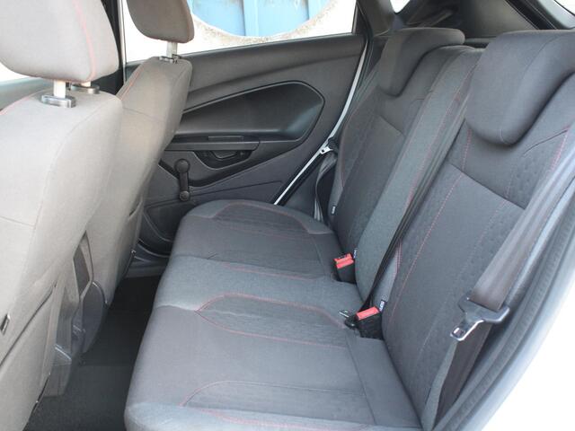 Ford FIESTA 1.0 EcoBoost ST Line | 12 MAANDEN BOVAG GARANTIE |