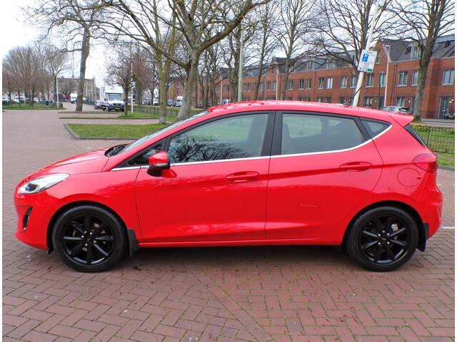 Ford FIESTA 1.0 EcoBoost Titanium AUTOM 101 PK ,CARPLAY ,1E EIGENAAR WINTER PAKKET VOL OPTIE,S