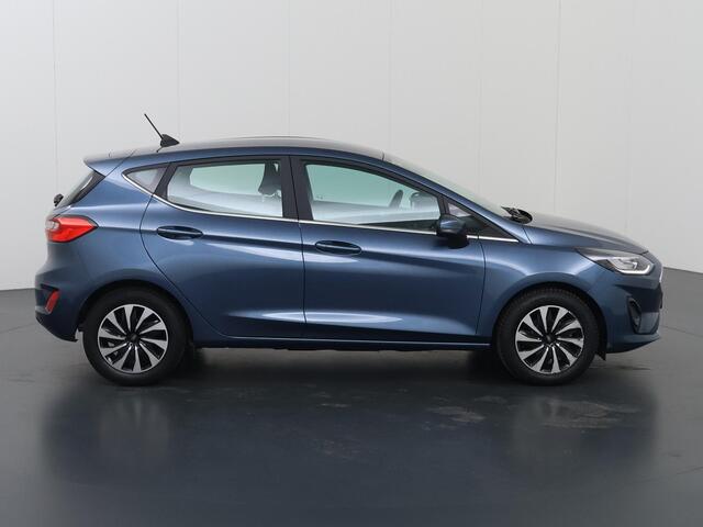 Ford FIESTA 1.0 EcoBoost Hybrid Titanium | Navigatie | DAB | Winterpakket | Cruise Control Adaptief |