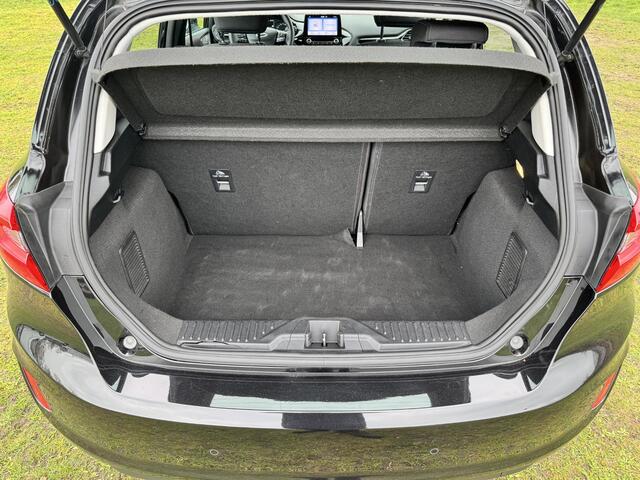 Ford FIESTA 1.0 EB Titanium | CLIMA | LED | CARPLAY NAVI | SENSOREN | DEALER OND. |