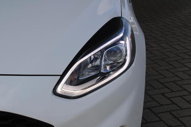 Ford FIESTA 1.0 EcoBoost 100 PK ST-Line | Cruise Control | Climate Control | Voorruitverwarming | DAB | Navigatie | 17 Inch Lichtmetalen Velgen