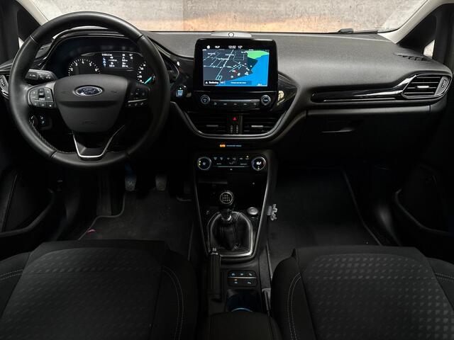 Ford FIESTA 1.0 EcoBoost Titanium (APPLE CARPLAY, GROOT NAVI, CAMERA, BANG&OLUFSEN, LM VELGEN, SPORTSTOELEN, ADAPTIVE CRUISE, KEYLESS, NIEUWE APK, NIEUWSTAAT)