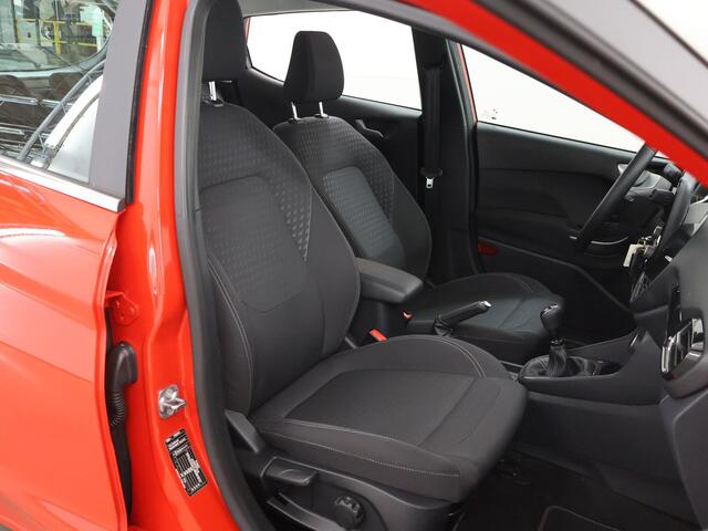 Ford FIESTA 1.0 EcoBoost Titanium | Trekhaak | Climate Control | Apple Carplay / Android Auto | DAB | Parkeersensoren |