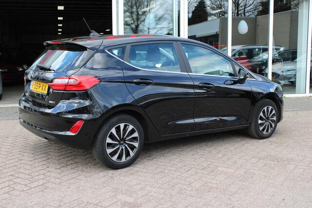 Ford FIESTA 1.0 EcoBoost Hybrid Titanium