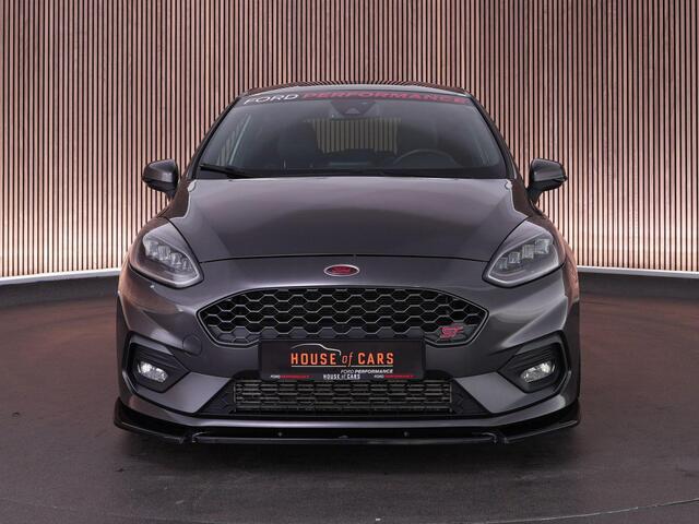 Ford FIESTA ST-3 1.5 200pk |Milltek|Maxton|H&R veren|B&O|Apple Carplay|cruise control|winterpack|blind spot|parkeercamera|18" lichtmetalen velgen|