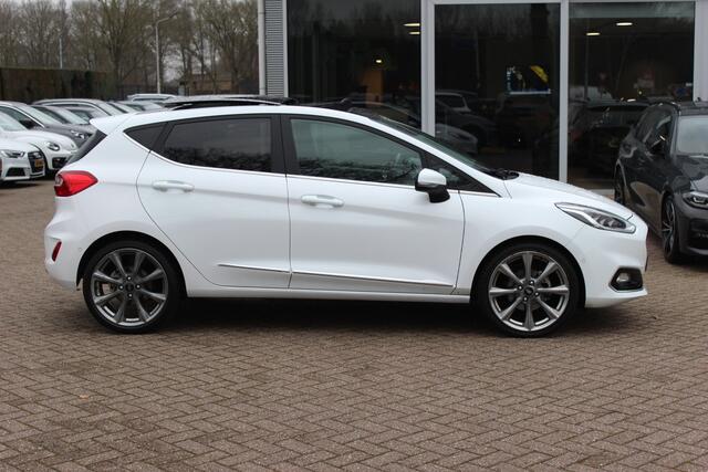 Ford FIESTA 1.0 EcoBoost Vignale Panoramadak / Camera / Leder / 18'' / Navigatie / B&O / Dodehoek / DAB / Stuur+Stoelverwarming / ACC