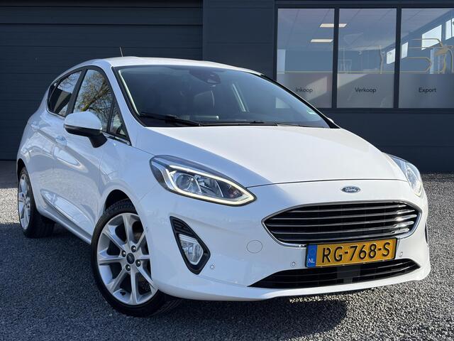 Ford FIESTA 1.0 EcoBoost Titanium 2e Eigenaar,6 Bak,Camera,Trekhaak,Navi,102pk,Pdc V+A,Lm velgen,5 Deurs,N.A.P,Net beurt gehad,Bj 11-2017,Rijstrooksensor,Apk tot 12-2026