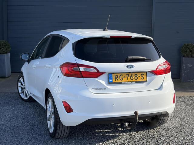 Ford FIESTA 1.0 EcoBoost Titanium 2e Eigenaar,6 Bak,Camera,Trekhaak,Navi,102pk,Pdc V+A,Lm velgen,5 Deurs,N.A.P,Net beurt gehad,Bj 11-2017,Rijstrooksensor,Apk tot 12-2026