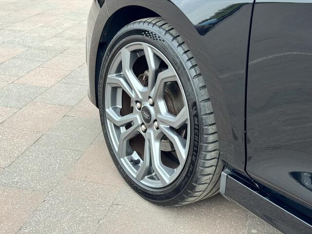 Ford FIESTA 1.0 EcoBoost ST-Line | NAP | Stoel/stuur verw | Carplay | Cruise | Winterpack | Rijklaar + nieuwe apk